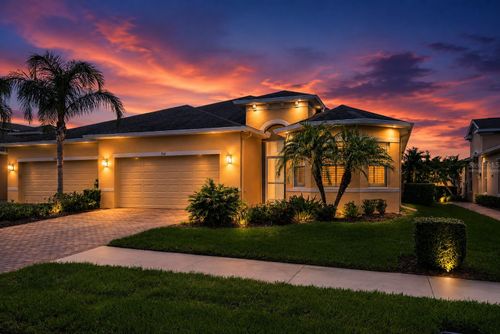 712 Chipper Dr, Sun City Center, FL, 33573-5864 | Card Image