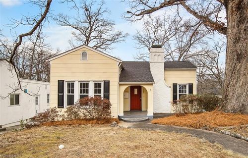 1800 Walker Ave, Greensboro, NC, 27403-1752 | Card Image