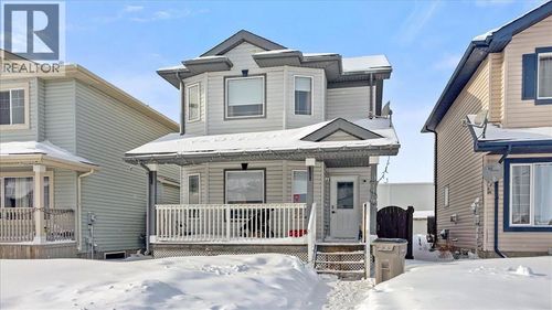 9714 90a St, Grande Prairie, AB, T8X1T3 | Card Image