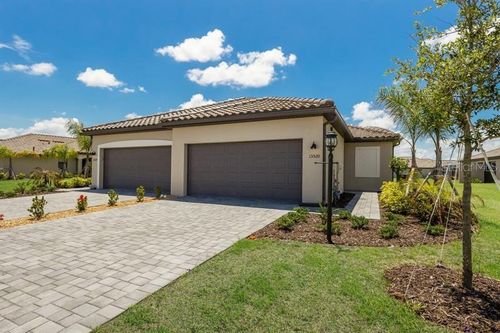15520 Sunny Day Dr, BRADENTON, FL, 34211-1480 | Card Image