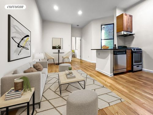 4f-130 E 93rd St, New York, NY, 10128-1623 | Card Image