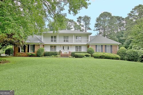 550 Hawthorne Dr, Fayetteville, GA, 30214-1217 | Card Image