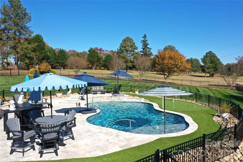 3768 Glenn Oaks Dr, Maiden, NC, 28650-8318 | Card Image