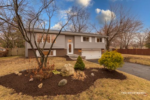 24331 Davids Ct, Naperville, IL, 60564-8054 | Card Image