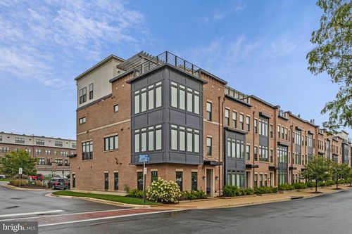 42384 Soave Drive, BRAMBLETON, VA, 20148 | Card Image