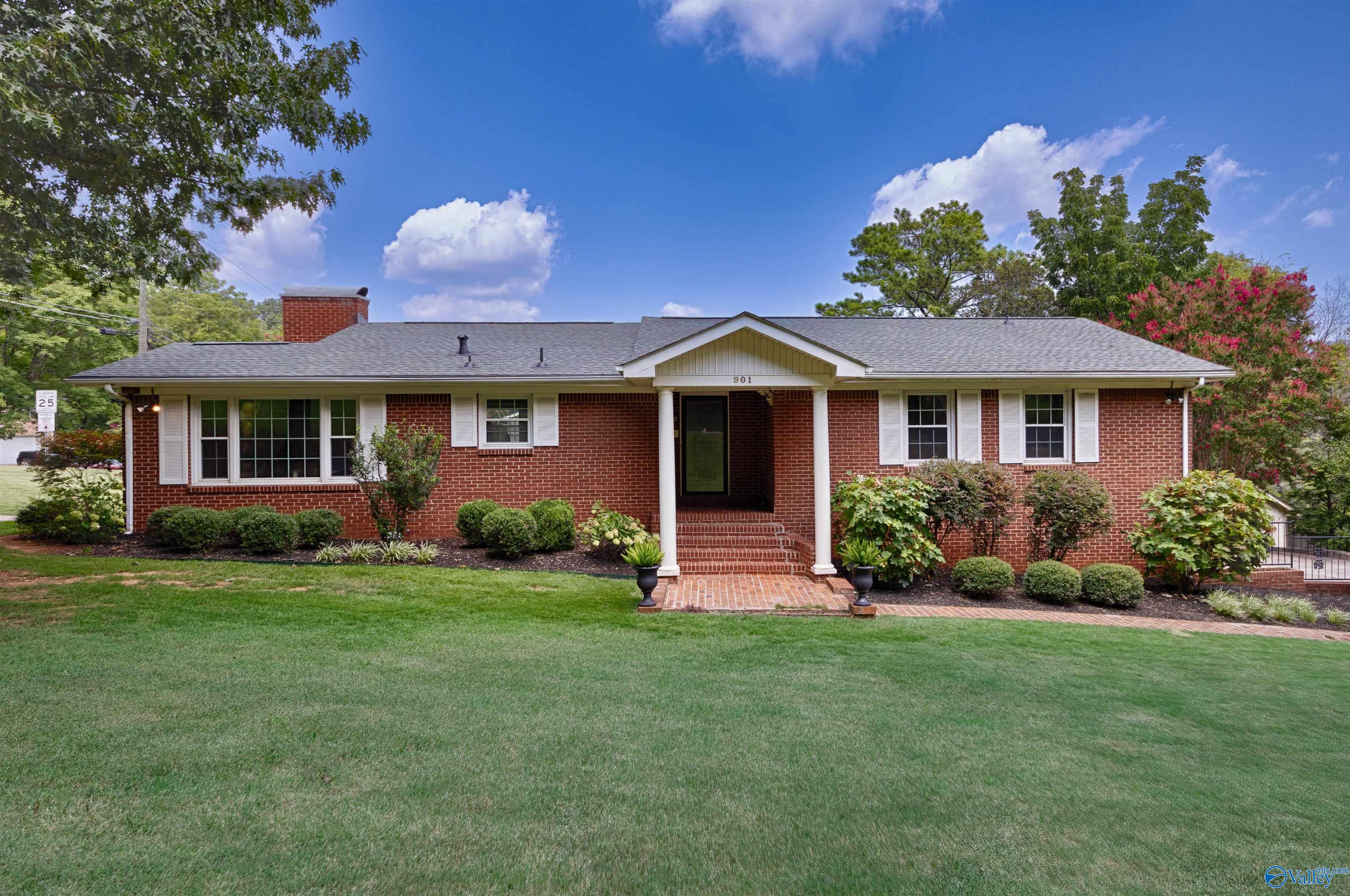 Drake Ave, Huntsville, AL 35802