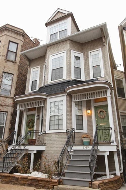 chhouse-3339 Kenmore Ave, Chicago, IL, 60657-2216 | Card Image
