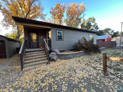 409 W 2nd St Street, Oacoma, SD, 57365 | Card Image