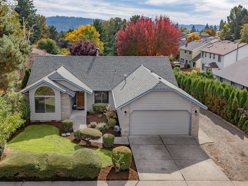 14734 Se 131st Dr, Clackamas, OR, 97015-9237 | Card Image