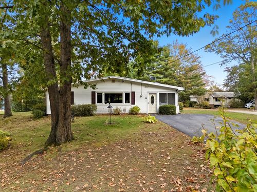 44 Hemlock Dr, Lunenburg, MA, 01462-1123 | Card Image