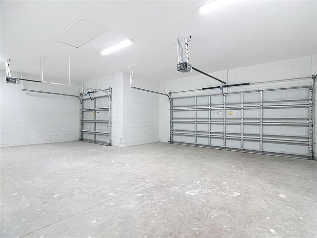 3-Car Garage | Image 50