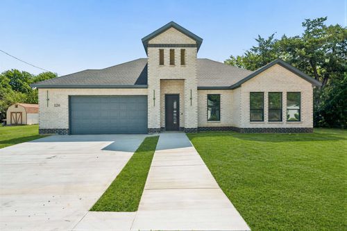 126 Port O Call Ct, Runaway Bay, TX, 76426-9402 | Card Image