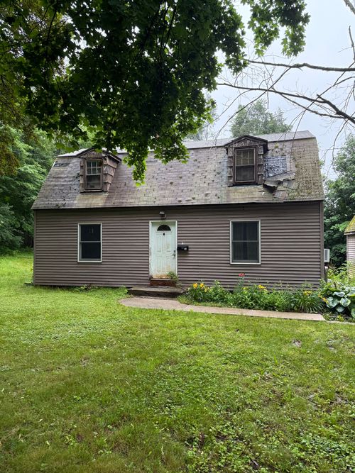16 Deepwood Dr, Cheshire, CT, 06410-2424 | Card Image