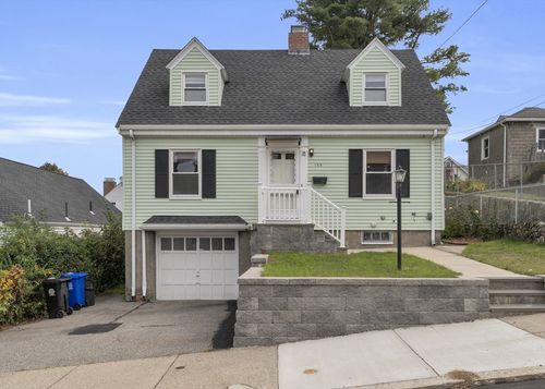 135 Wyoming Ave, Malden, MA, 02148-1356 | Card Image
