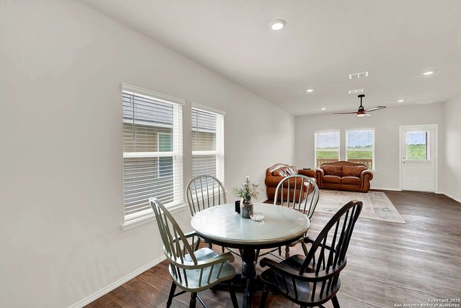 201 Legendary Trail Loop, House other with 5 bedrooms, 3 bathrooms and null parking in Floresville TX | Image 8