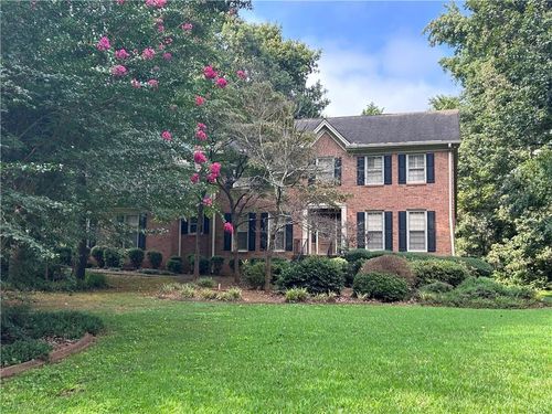 3571 Travelers Ct, Snellville, GA, 30039-8663 | Card Image