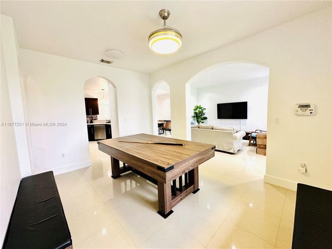 10886 Sw 242 Nd St, House other with 4 bedrooms, 2 bathrooms and null parking in Homestead FL | Image 8