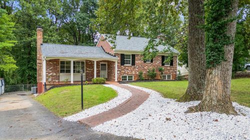 2030 Royal Oak Way, Lynchburg, VA, 24503-1829 | Card Image