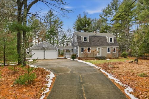 302 Hillsdale Rd, Richmond, RI, 02892-1003 | Card Image