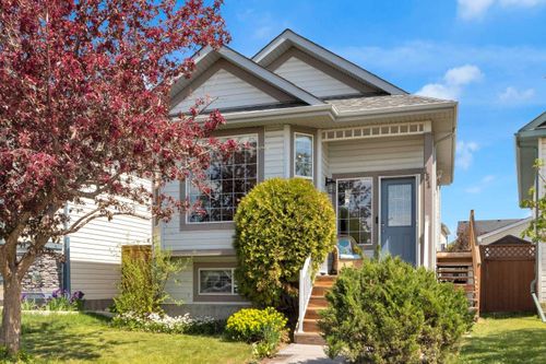 131 Country Hills Way Nw, Calgary, AB, T3K4W3 | Card Image
