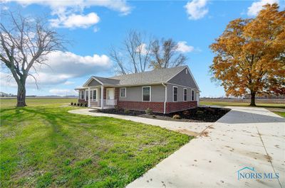 U105 County Road 10, House other with 3 bedrooms, 2 bathrooms and 2 parking in Liberty Center OH | Image 3