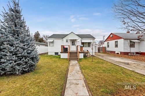308 S Juniper St, Nampa, ID, 83686 | Card Image