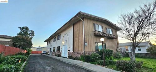 444 Schafer Rd, Hayward, CA, 94544-3633 | Card Image