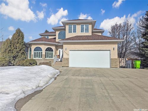 1009 Dewdney St, Indian Head, SK, S0G2K0 | Card Image