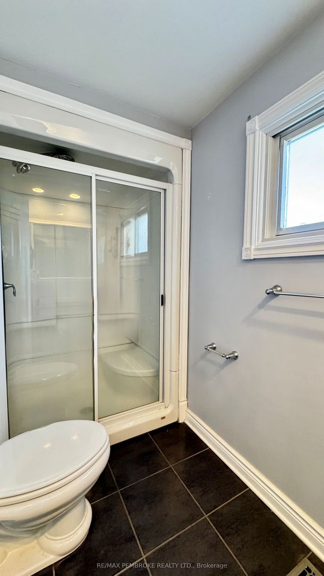 179 Ridge Rd, House other with 3 bedrooms, 2 bathrooms and 4 parking in Deep River ON | Image 35