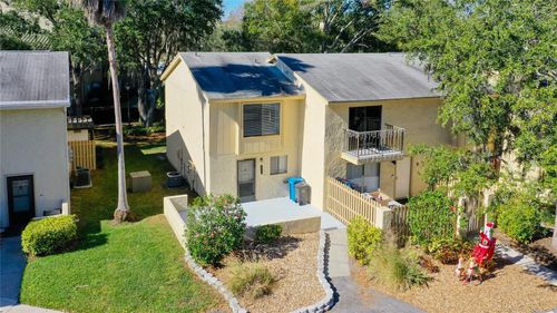 9027 Pebble Creek Dr, TAMPA, FL, 33647-2415 | Card Image