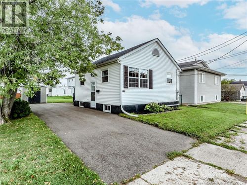 178 Churchill St, Moncton, NB, E1C7J4 | Card Image