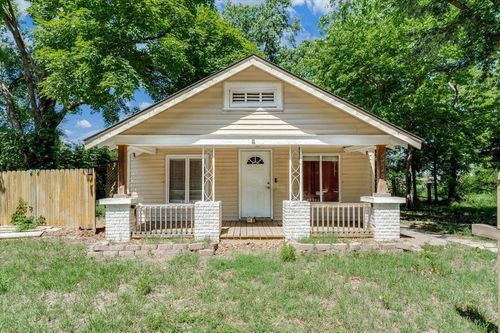513 S 1st Ave, Mulvane, KS, 67110-1802 | Card Image