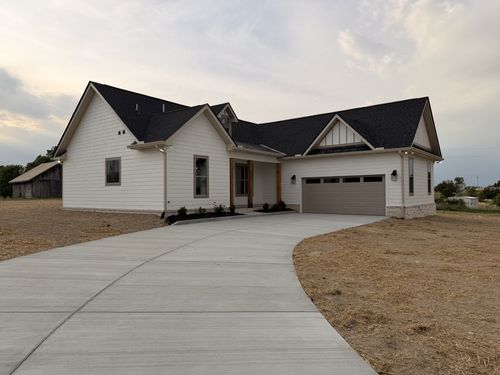 2647 Pleasant Grove Rd, Westmoreland, TN, 37186-5296 | Card Image