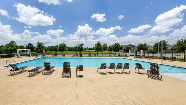 Community pool | Image 30