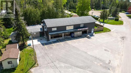 68 Sauble Falls Rd, Sauble Beach, ON, N0H2G0 | Card Image