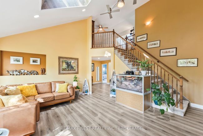 5885 Davey Dr, House other with 4 bedrooms, 4 bathrooms and 10 parking in Verona ON | Image 23
