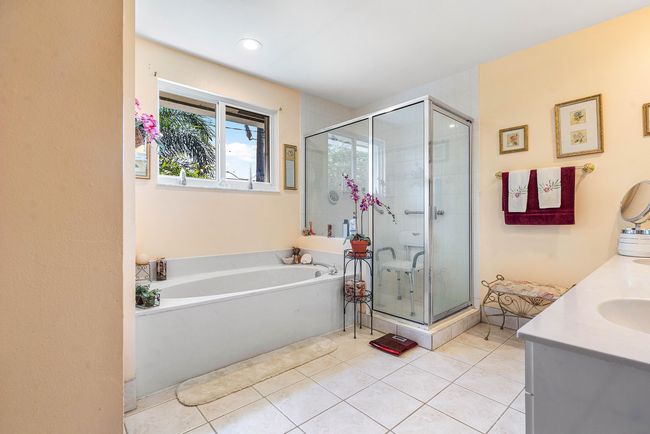 5406 - 5406 Pointe Villa Dr, Condo with 3 bedrooms, 3 bathrooms and null parking in Lighthouse Point FL | Image 14
