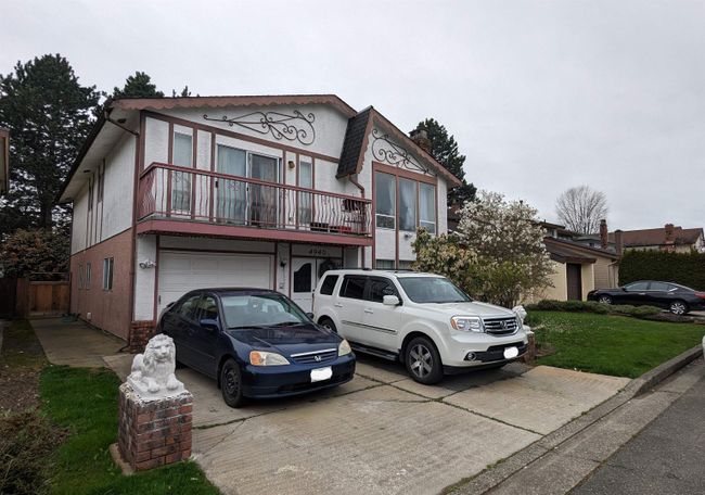 4940 Groat Avenue, House other with 5 bedrooms, 3 bathrooms and 3 parking in Richmond BC | Image 1