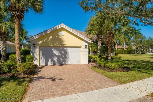 28308 Moray Dr, BONITA SPRINGS, FL, 34135-8519 | Card Image