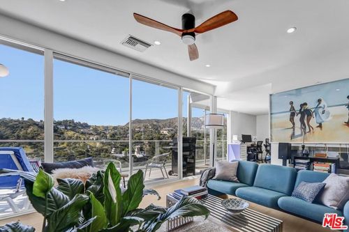 2735 Hollyridge Dr, LOS ANGELES, CA, 90068-3038 | Card Image