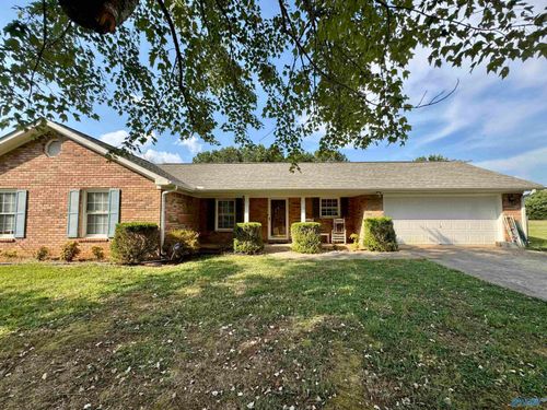 176 Barnstable Ct, Harvest, AL, 35749-8261 | Card Image