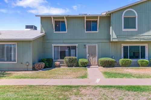 2643 W Wolf Street, Phoenix, AZ, 85017 | Card Image