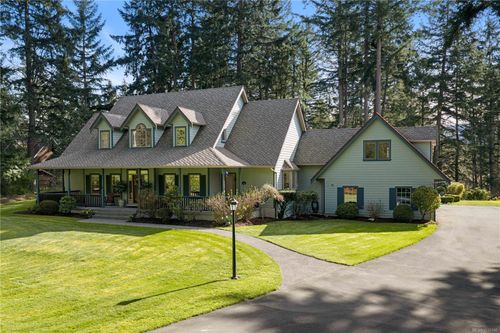 1228 Garden Gate Dr, Brentwood Bay, BC, V8M2H6 | Card Image