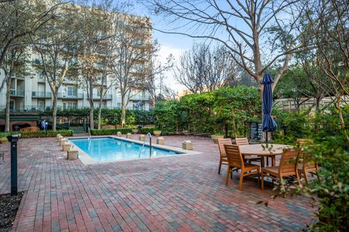 ph-409-5055 Addison Cir, Addison, TX, 75001-6321 | Card Image