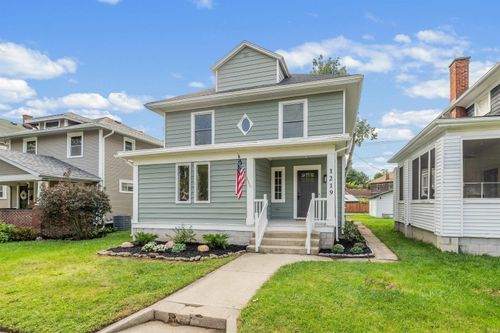 1219 Crescent Ave, Fort Wayne, IN, 46805-4318 | Card Image