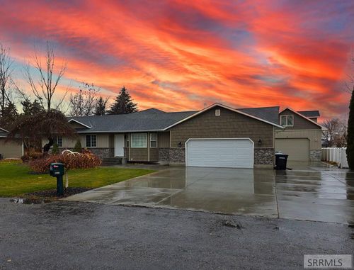 1900 Spencer Ln, Ammon, ID, 83406-6785 | Card Image