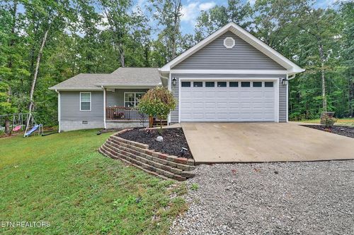 2071 Allardt Tinch Rd, Jamestown, TN, 38556-6602 | Card Image