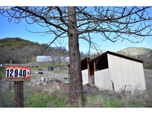 12950 Highway 234, Gold Hill, OR, 97525-5514 | Card Image