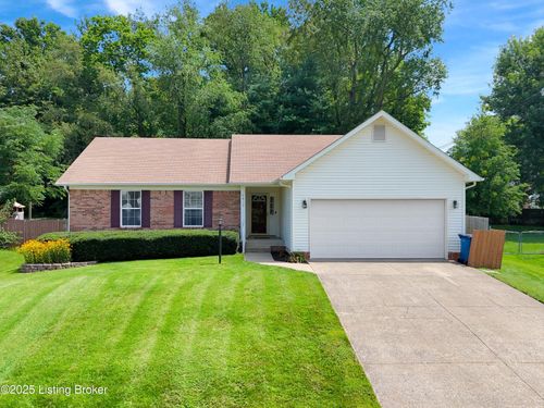 4615 Shenandoah Dr, Louisville, KY, 40241-4828 | Card Image