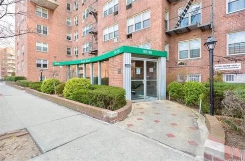 6m-92-30 56th Avenue, Elmhurst, NY, 11373 | Card Image